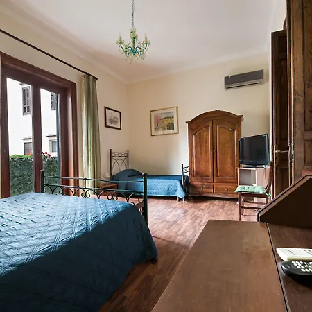 Casa Degli Artisti Nocleg ze śniadaniem