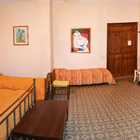 Nocleg ze śniadaniem Casa Degli Artisti 4*