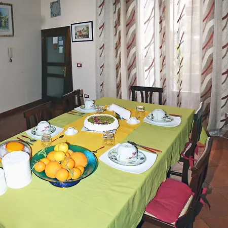 Casa Degli Artisti Nocleg ze śniadaniem 4*