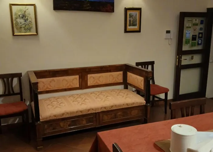 Casa Degli Artisti לינה וארוחת בוקר