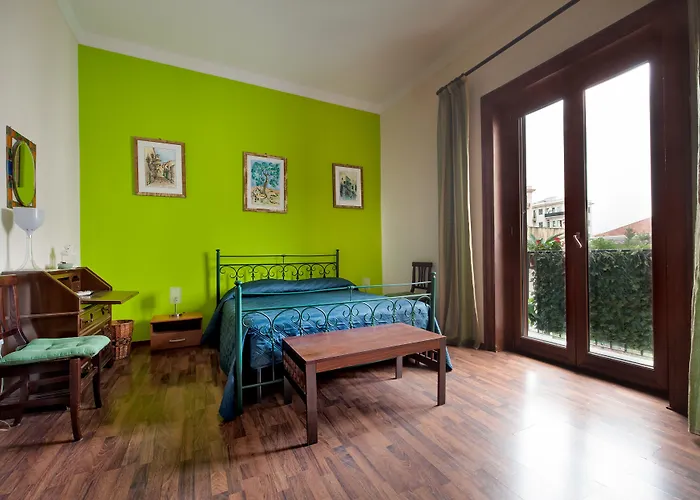 לינה וארוחת בוקר Casa Degli Artisti