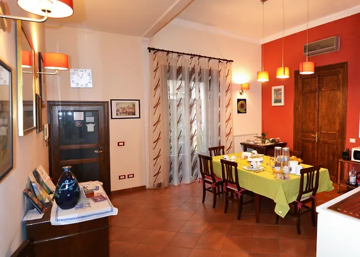 Casa Degli Artisti לינה וארוחת בוקר