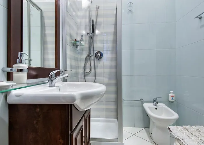 Casa Degli Artisti לינה וארוחת בוקר 4*